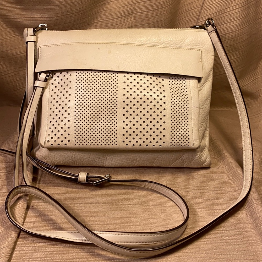 Coach leather shoulder bag w/removable strap